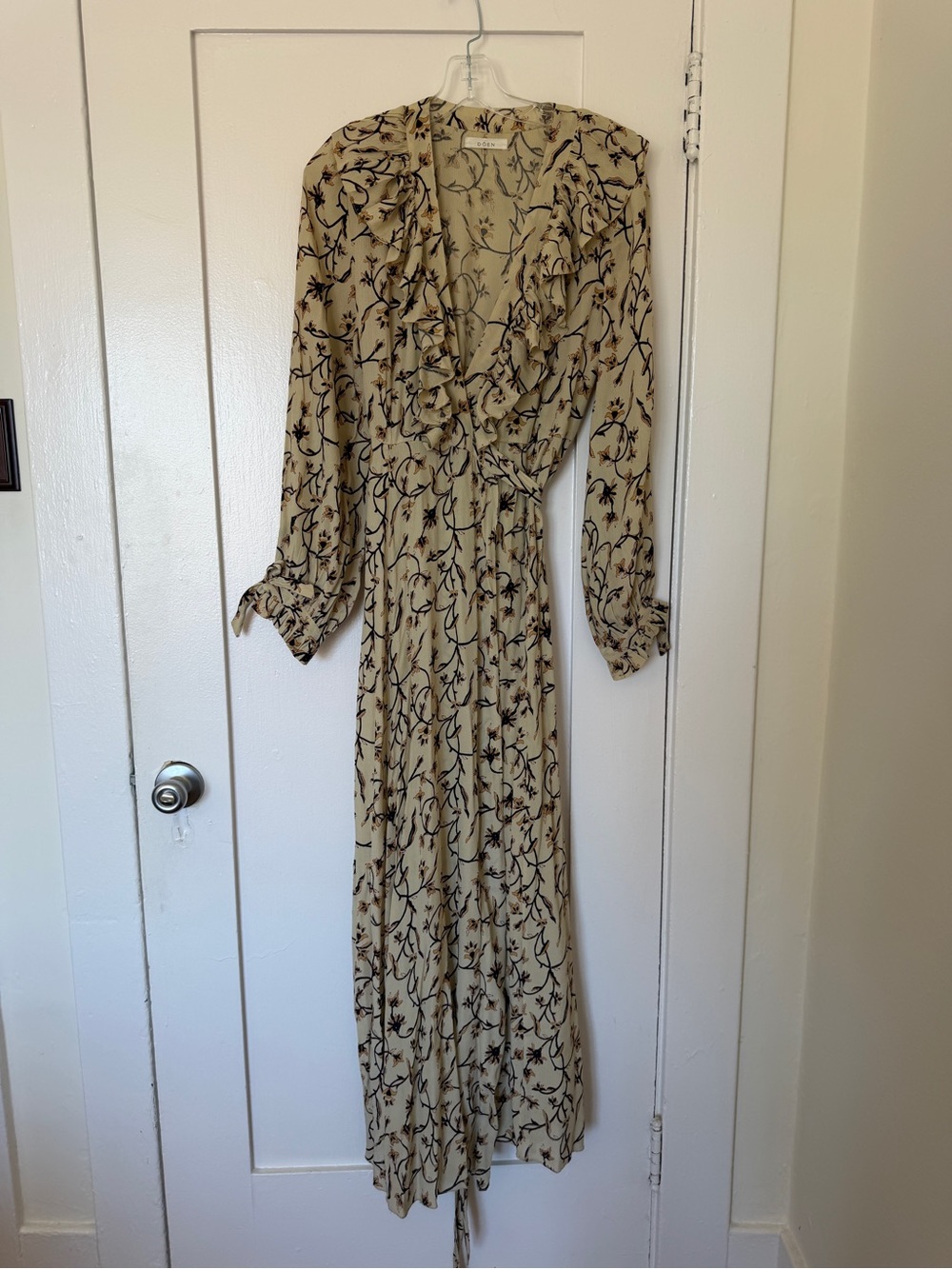 Doen Maxi Floral Ruffle Wrap Dress
